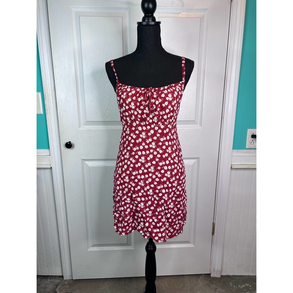 Hollister Dresses & Skirts - Floral hollister dress small
